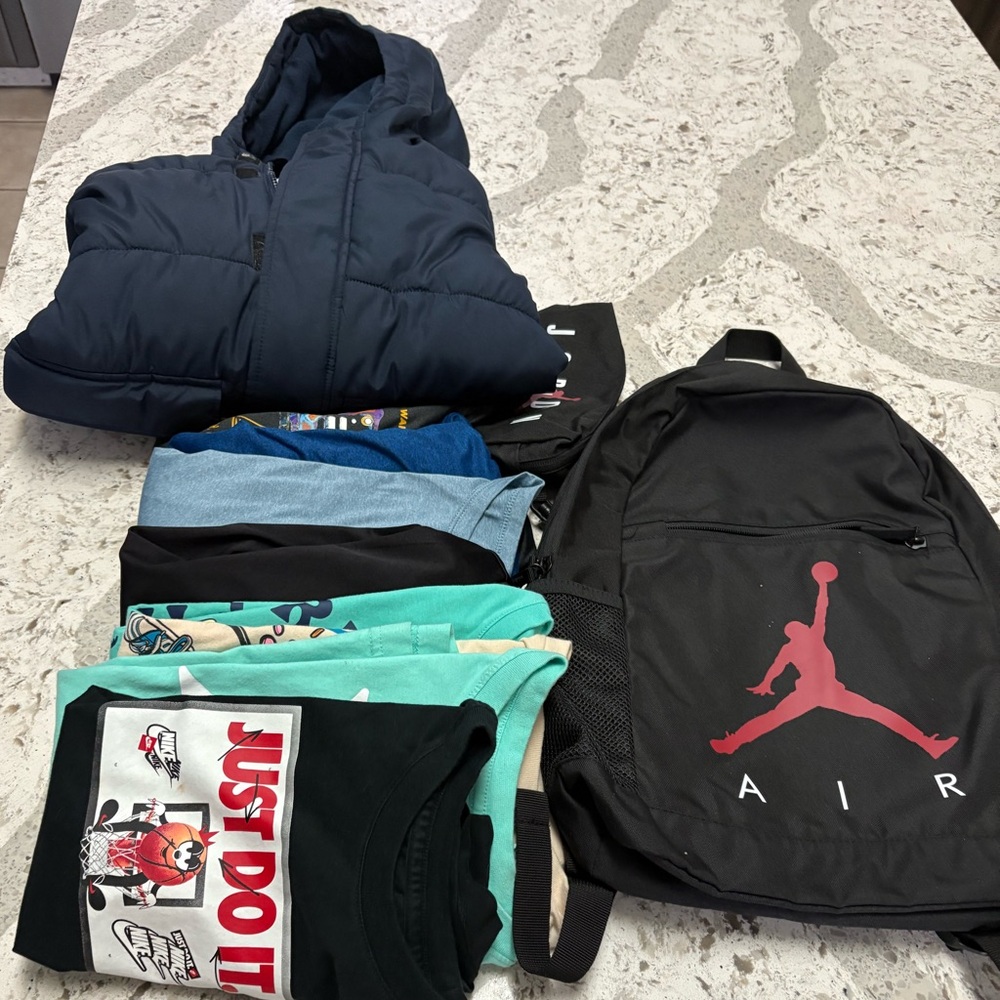 Boys clothes size 6/7 (small) and back pack
